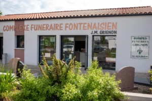 Façade du Complexe Funéraire Fontenaisien J.M. Grignon à Fontenay-le-Comte